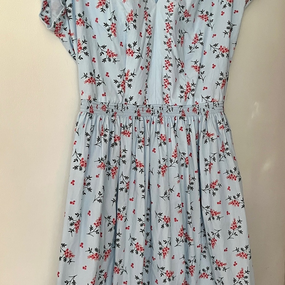 Women’s-Floral Midi 60s Dress - with pockets- US size 8, UK size 12